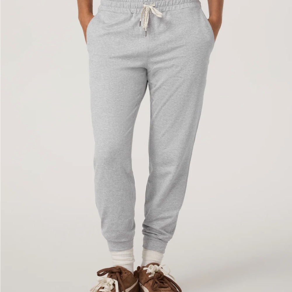 Vuori Heather Gray Sweatpants